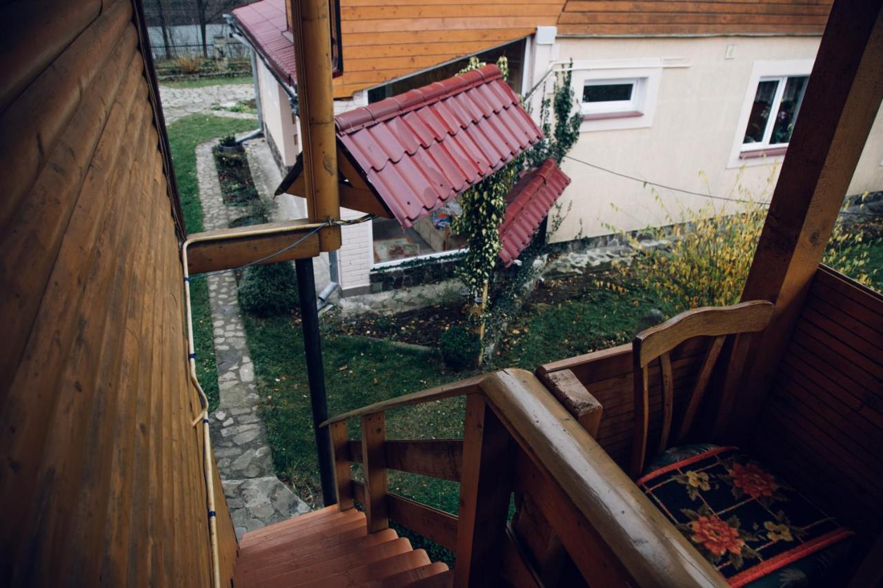 Cottage Nezabudka Jaremtje Exteriör bild