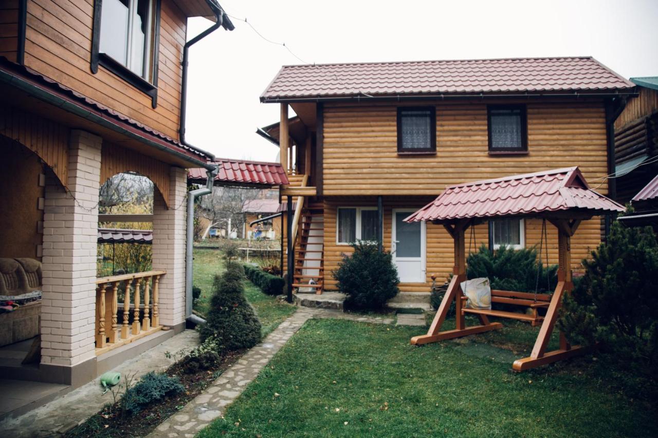 Cottage Nezabudka Jaremtje Exteriör bild